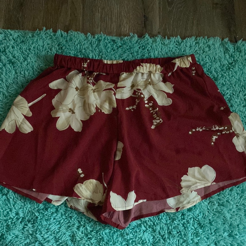 Flowy shorts
